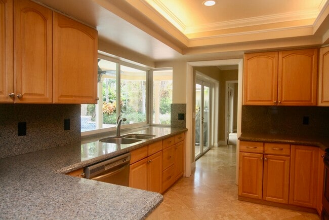 Building Photo - 839 Malaga Dr