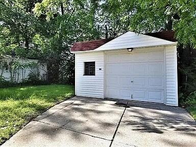 Building Photo - 12332 Park Knoll Dr