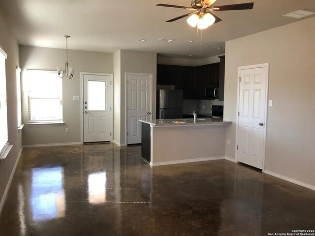 Building Photo - 1500 Lucille St