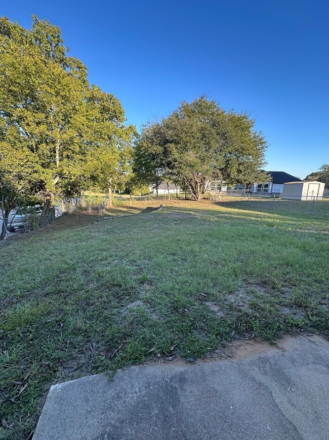 Building Photo - 2309 S Austin St