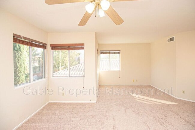 Building Photo - 25804 Dickens Ct