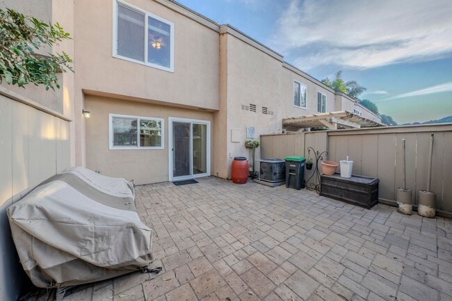 Building Photo - 101 West Riverdale Ave