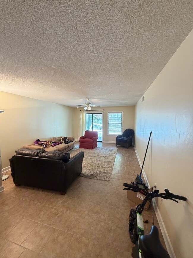 Building Photo - Appleby Apartment