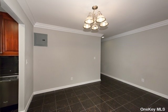 Building Photo - 7 Robinson Ave