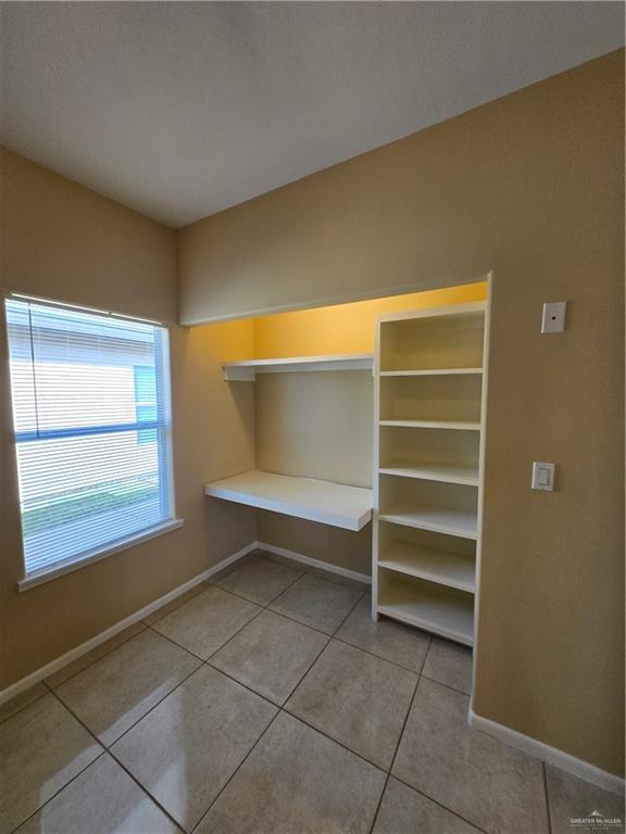 Building Photo - 1209 Bodark Dr