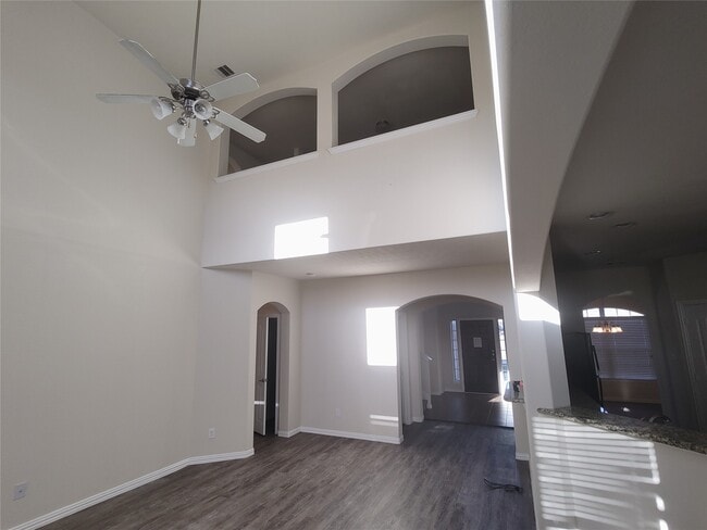 Building Photo - 24623 Forest Canopy Dr