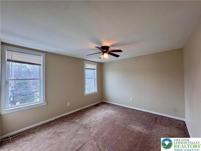 Building Photo - 207 Spring St