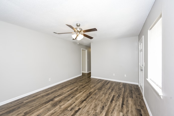 Building Photo - 103 Gardenia St