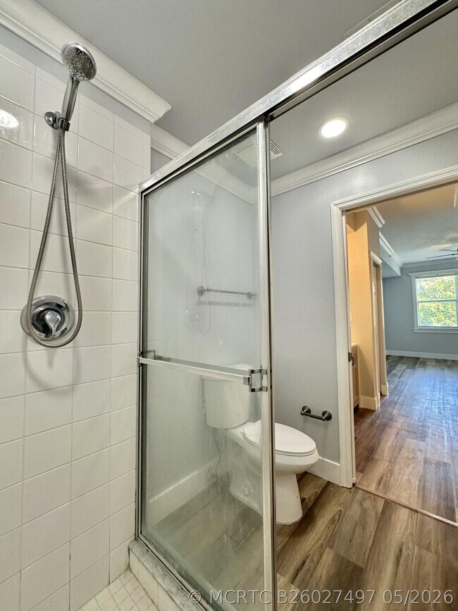 Building Photo - 27 Royal Palm Way