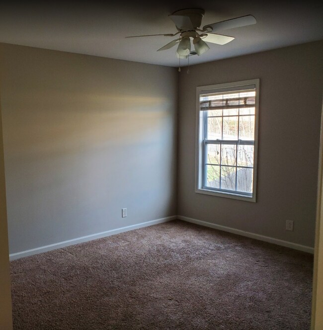 Building Photo - 1109 Ishee Dr