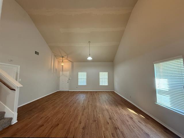Building Photo - 701 Westwood Ct