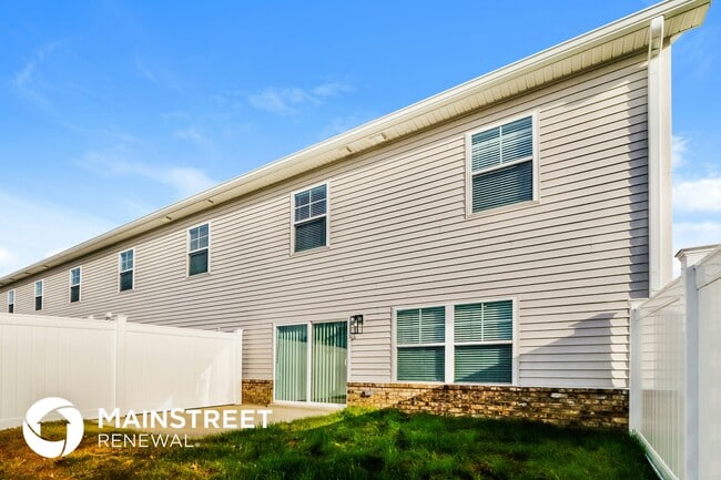 Building Photo - 2107 Paddle Wheel Dr