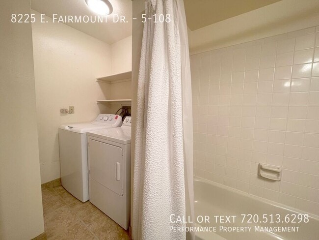 Building Photo - 8225 E Fairmount Dr