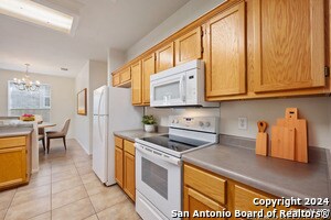 Building Photo - 688 La Bahia Loop