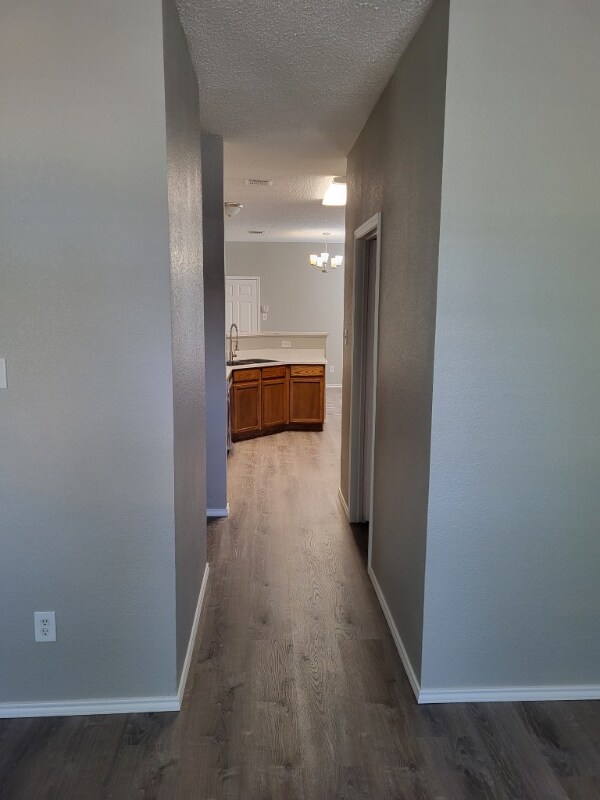 Building Photo - 2943 Deer Ridge Dr