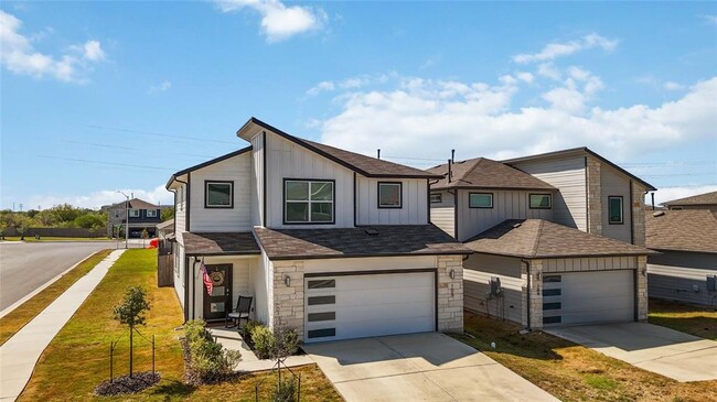 Building Photo - 105 New Hvn St