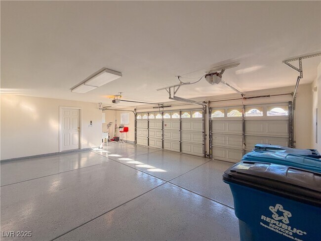 Building Photo - 3731 Moss Ridge Ct