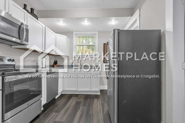 Building Photo - 2428 N Capitol Ave