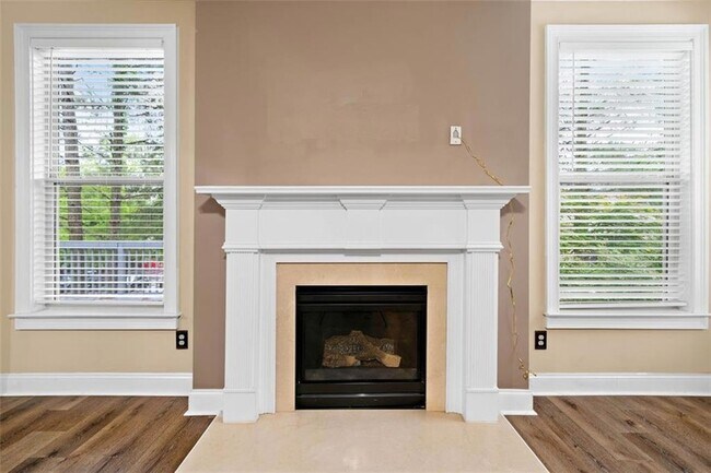 Building Photo - 548 Myrtle Trace Ln
