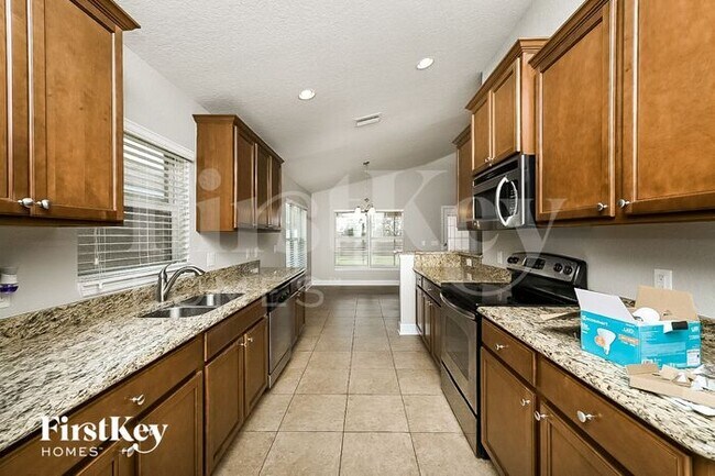 Building Photo - 10921 Standing Stone Dr