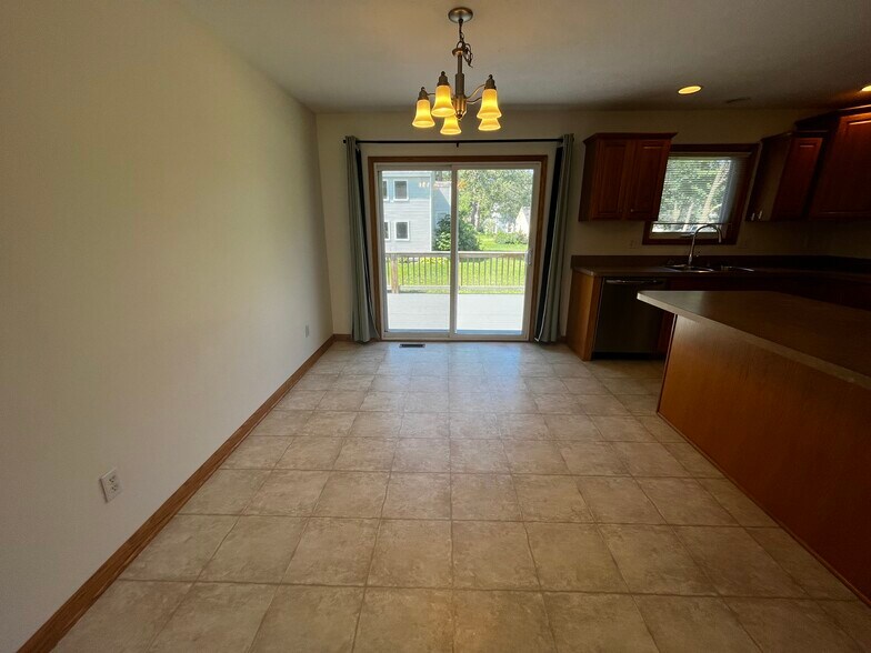 Building Photo - 788 Graafschap Rd