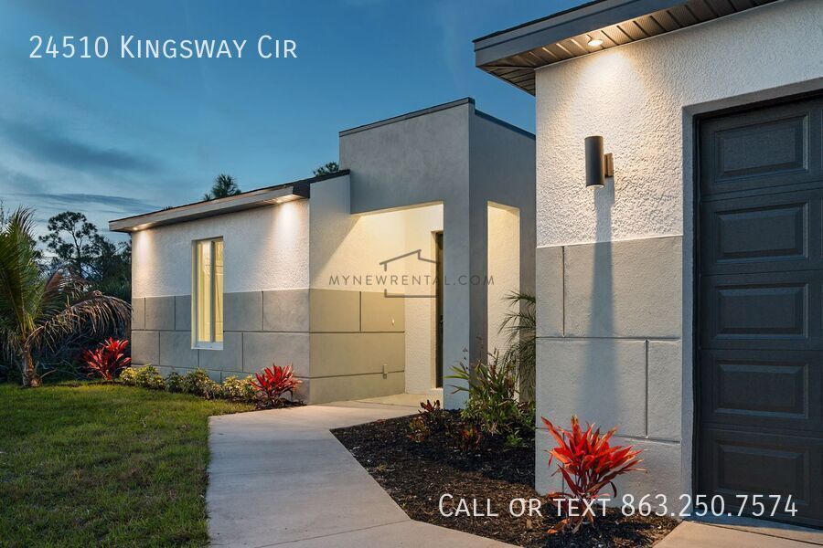 Building Photo - 24510 SW Kingsway Cir