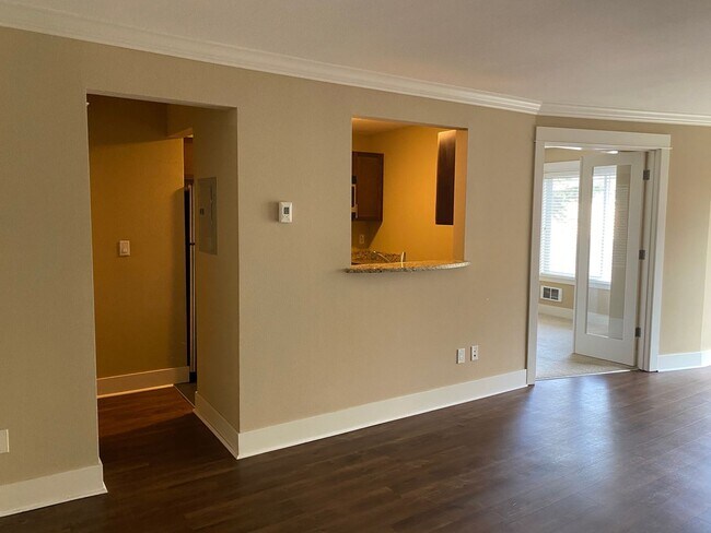 Interior Photo - Aros & Voss Apartments