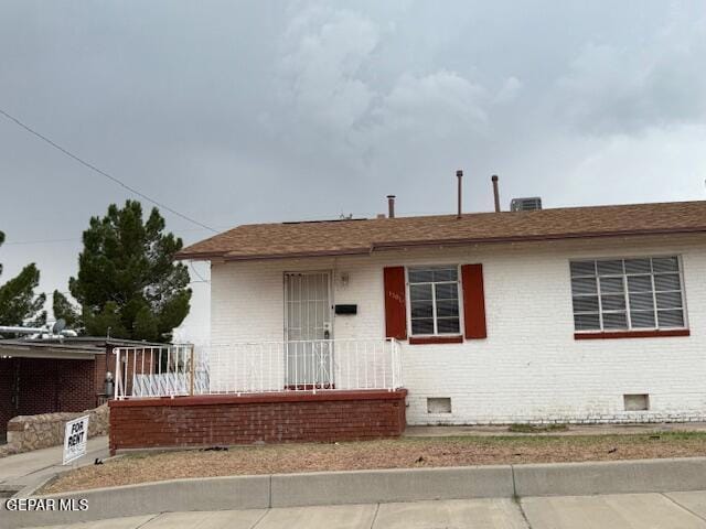 Building Photo - 1201 Selden Dr
