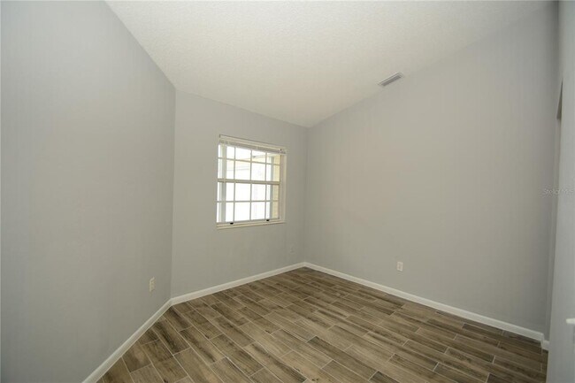 Building Photo - 107 Brunswick Ln