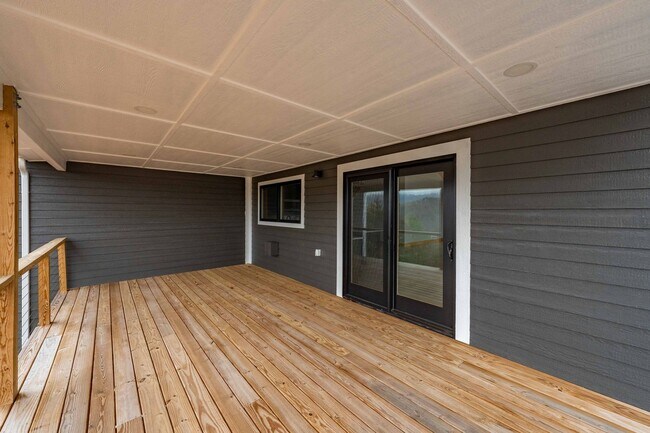 Building Photo - Spacious, Serene, and Brand New: 3BR Home ...