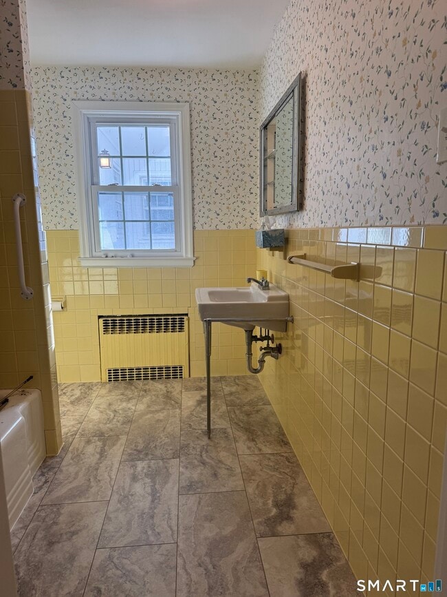 Building Photo - 31 Pawson Rd