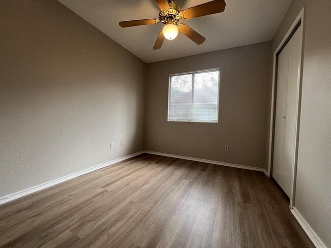 Building Photo - 7209 Aldea Dr