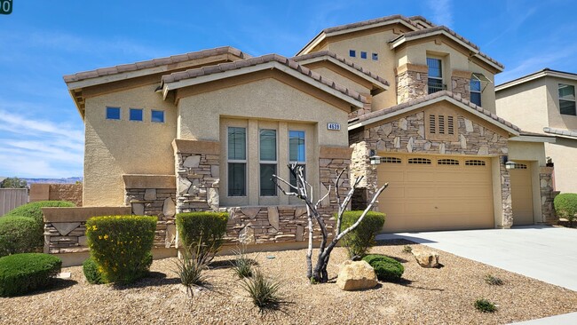 Building Photo - 5 bedroom, 4 bathroom home with a Casita