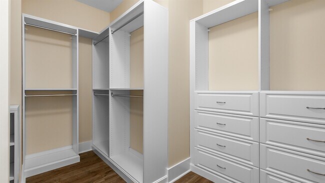 Building Photo - 7129 Spoleto Dr
