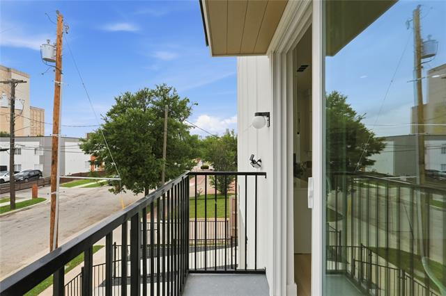 Building Photo - 4315 San Jacinto St