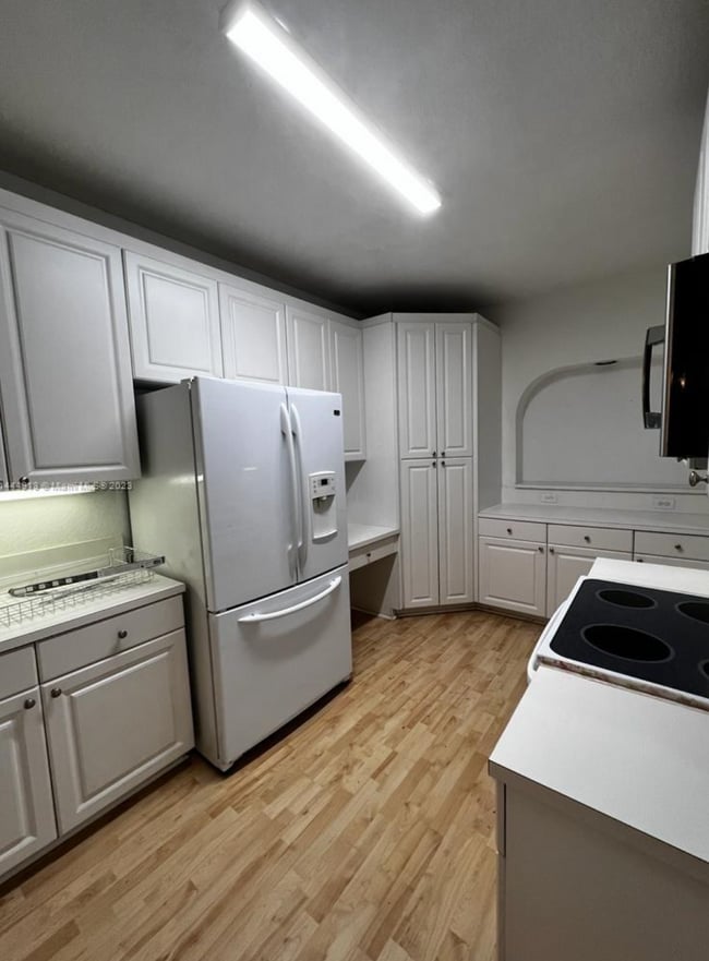 Building Photo - 10700 NW 66th St