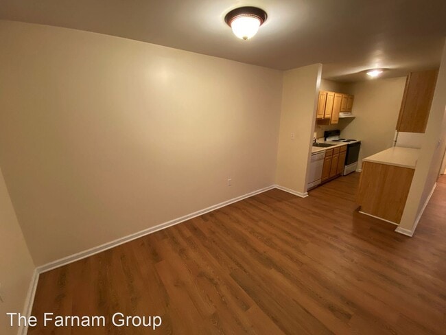 Building Photo - 1 br, 1 bath House - 63 Glade Street A2