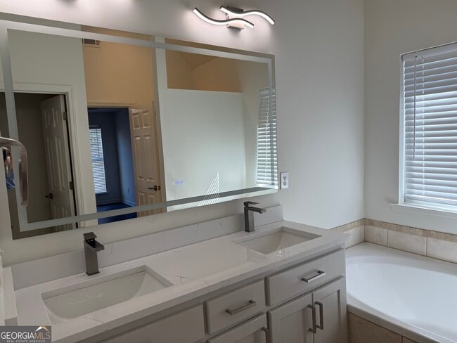 Building Photo - 288 Turnbridge Cir