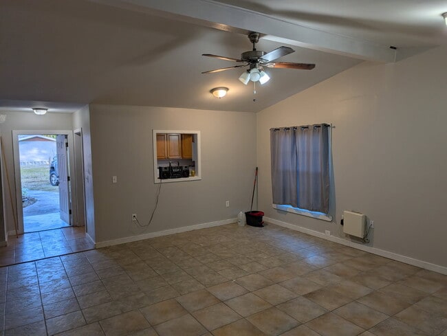 Building Photo - 714 59th Ave Dr W