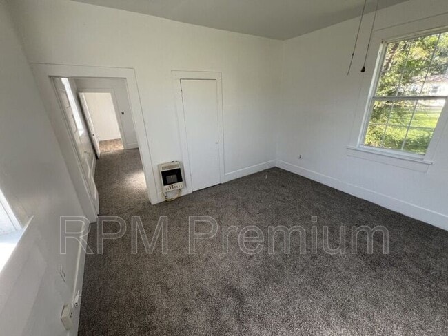 Building Photo - 13323 Sunshine Rd