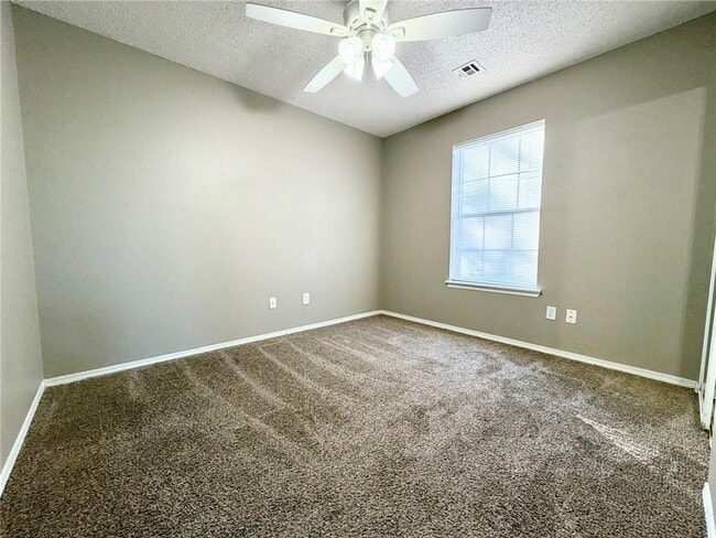 Building Photo - 1508 Rice Rd