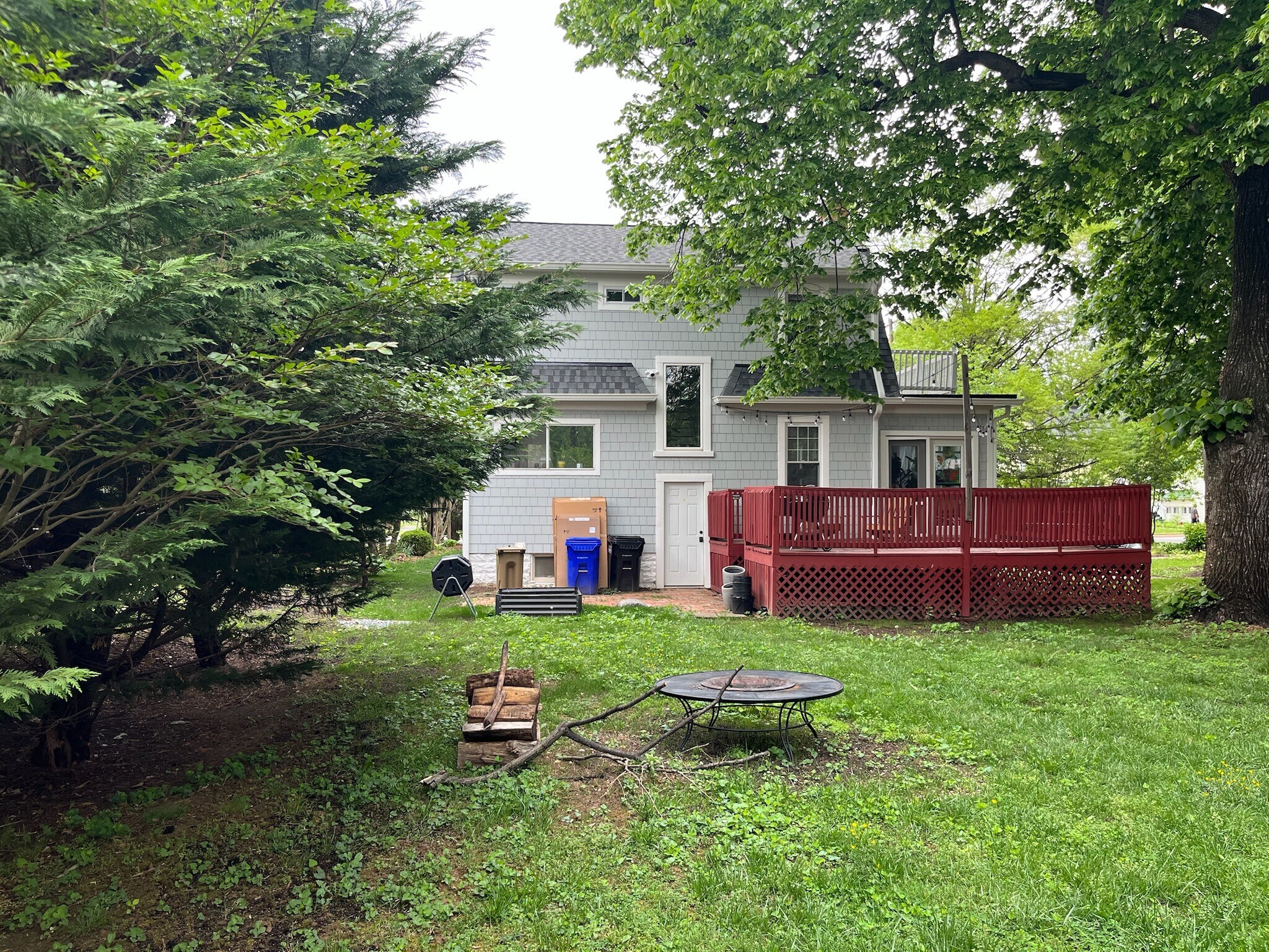 Building Photo - 420 Montgomery St