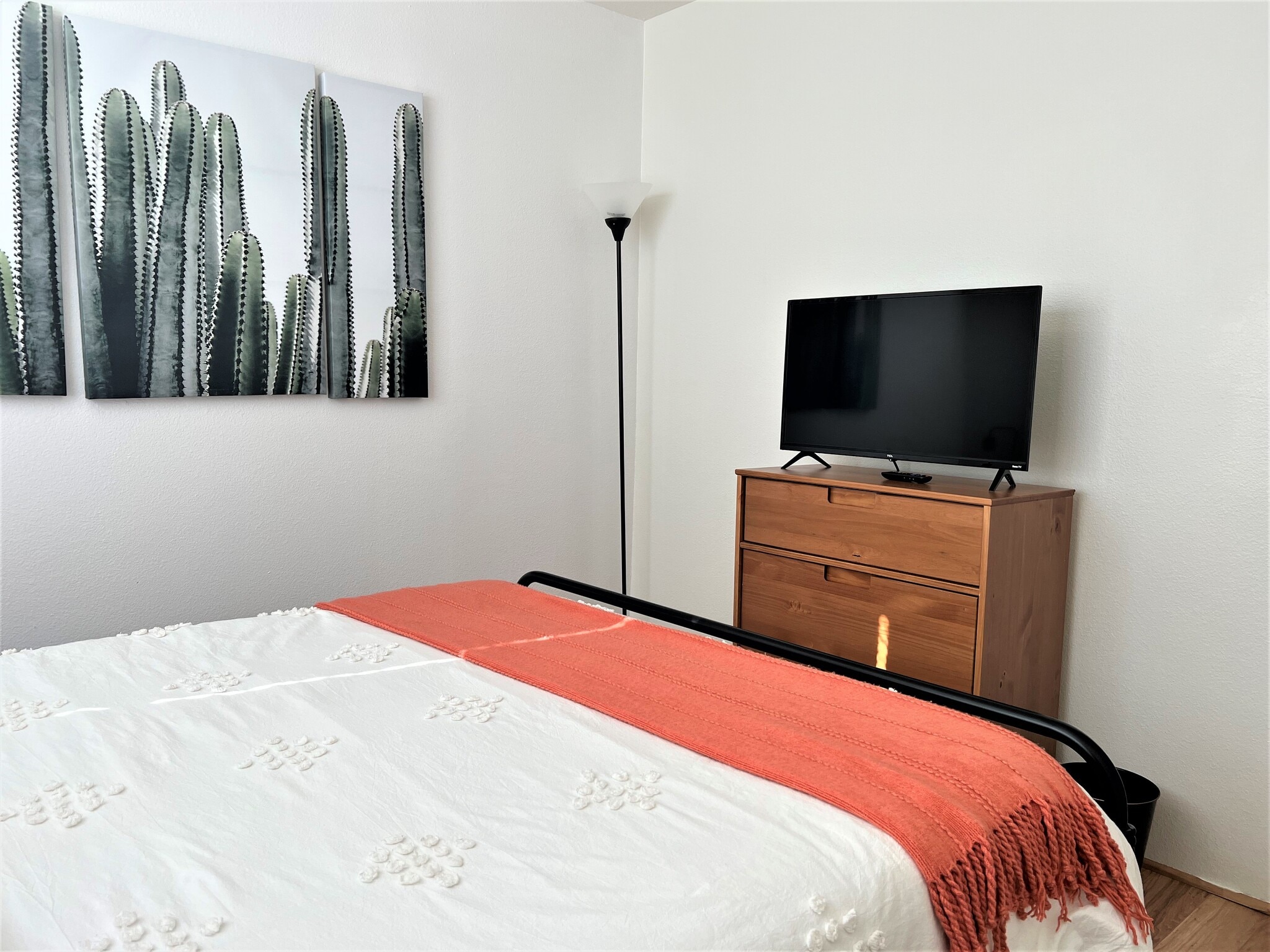 Building Photo - 53170 Avenida Diaz