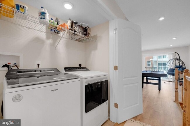 Building Photo - Townhouse in Owings Mills