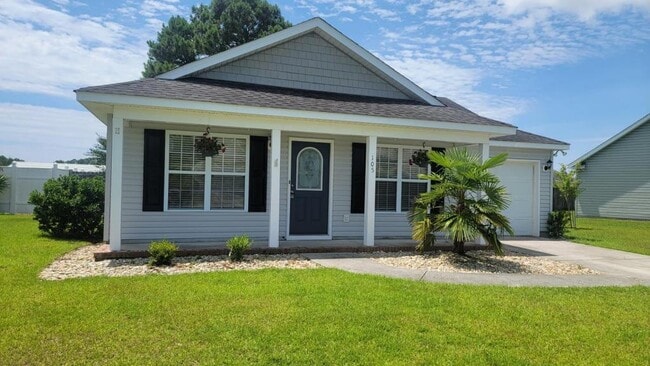 Primary Photo - 105 Carolina Pointe Way