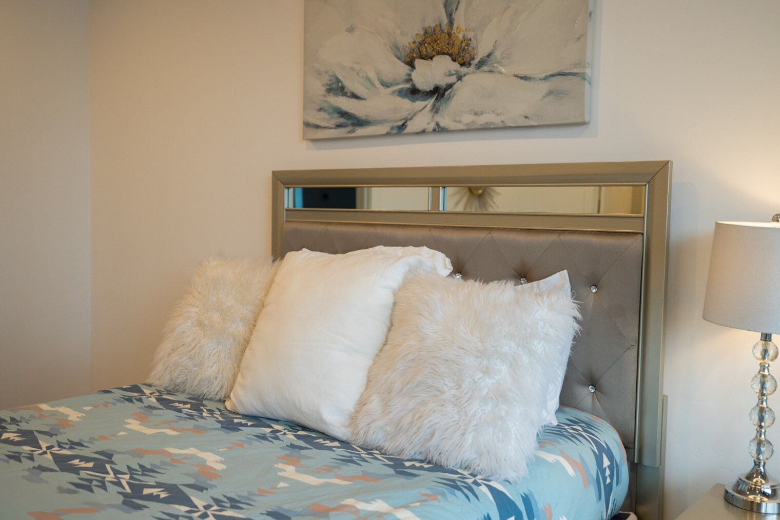 Building Photo - 2597 S 700 E