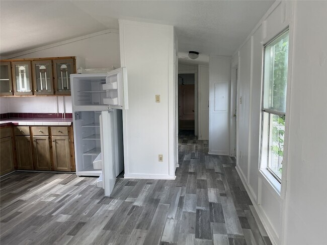 Building Photo - 16926 W Hammon