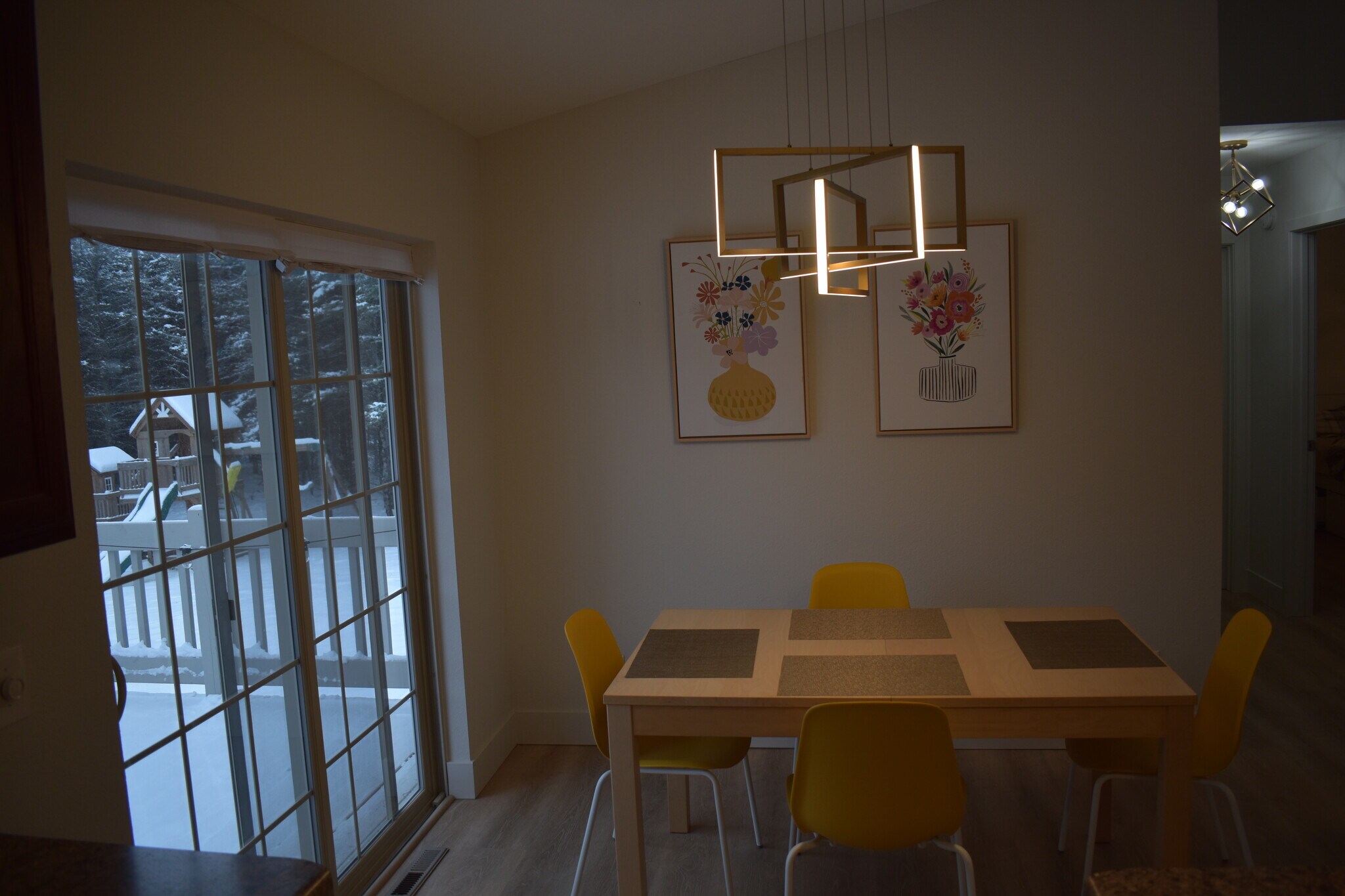 Building Photo - 6587 Rolling Hills Dr