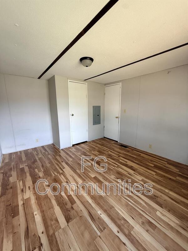 Building Photo - 100 2nd Ave SE