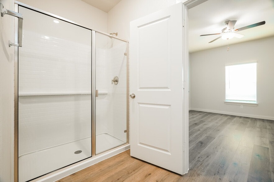 Building Photo - 1536 Harvester Dr